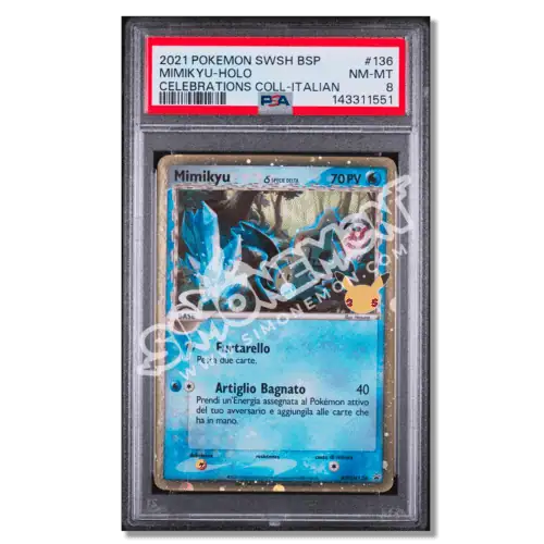 Carta Pokémon Mimikyu-Holo del 2021, collezione Pokémon SWSH.