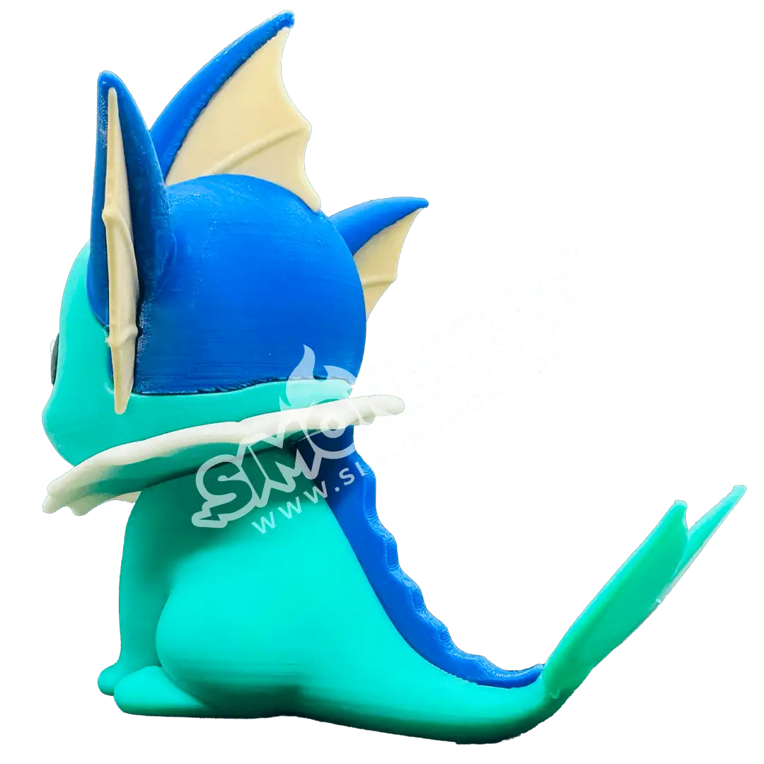 Statua di un drago blu con dettagli colorati e stile cartoon.