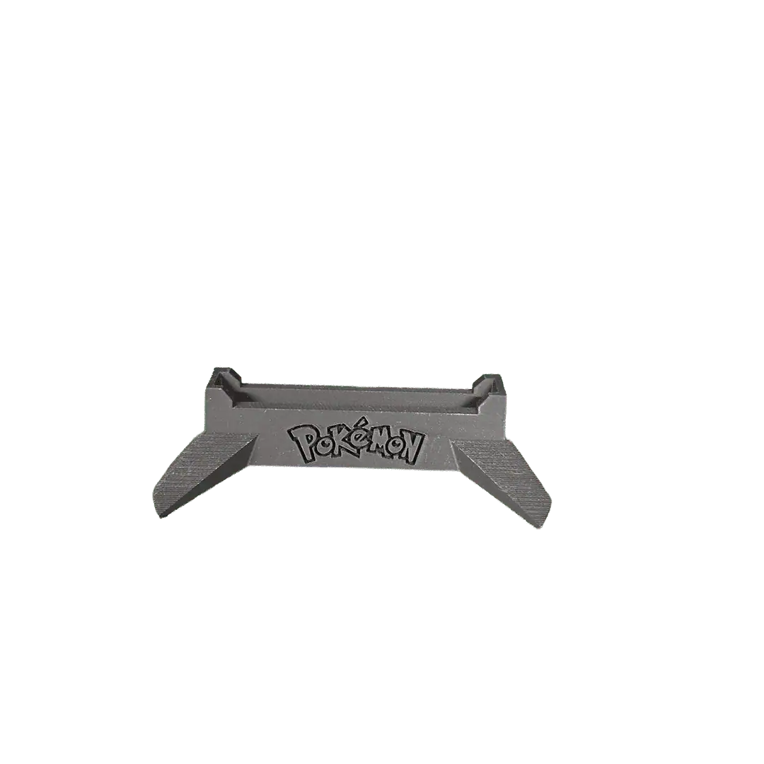 Supporto per console Nintendo Switch con logo Pokémon in nero.