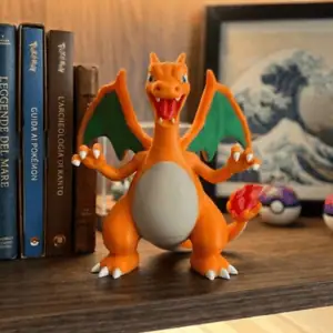 Statua Charizard 30 cm